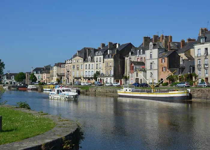 Spacieux T3 lumineux dans quartier historique avec wifi