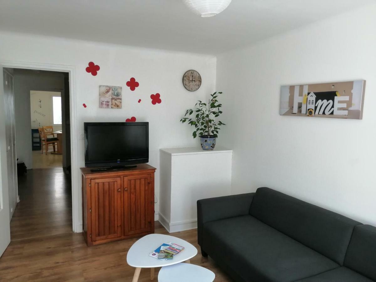 Appartement Spacieux T3 Lumineux Dans Quartier Historique Avec Wifi Redon